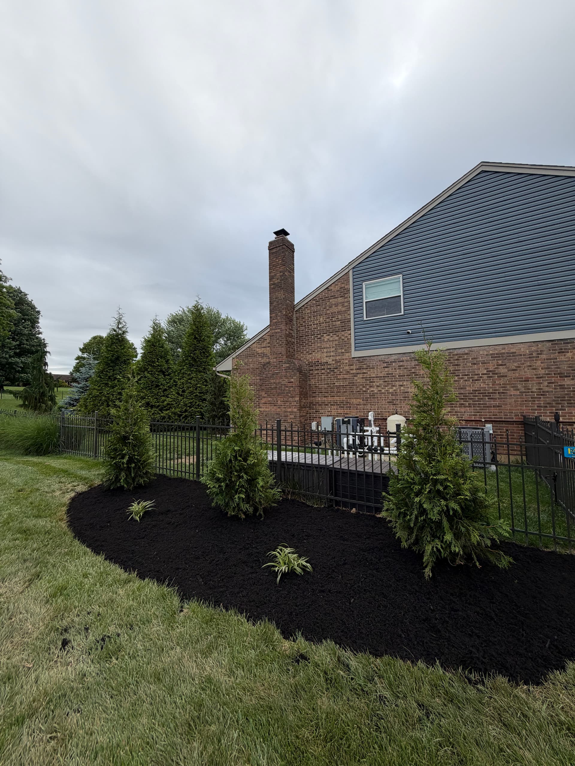 Gallery photos for Full Landscape Redesign and Install in Hebron KY: Image #4