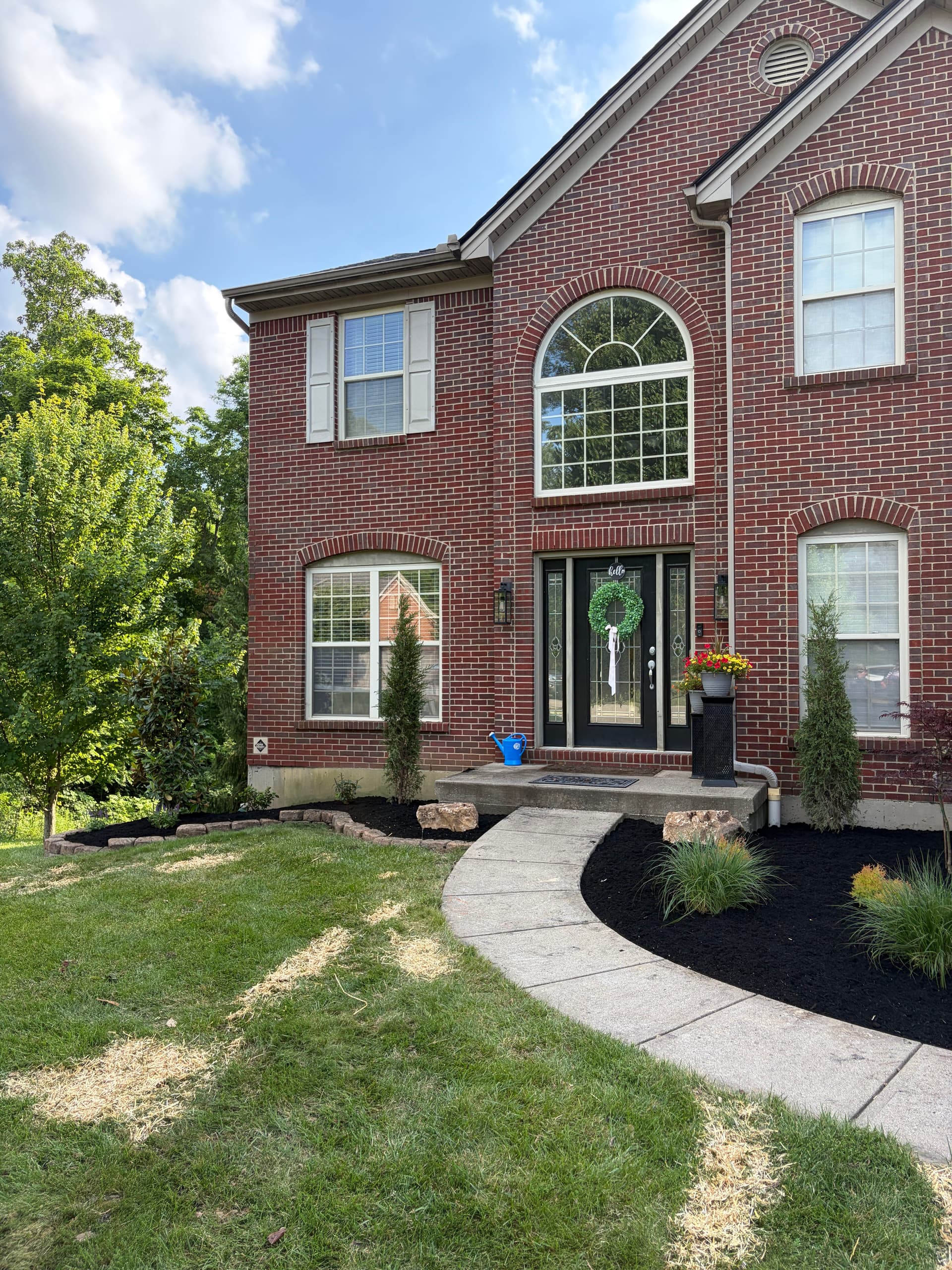 Gallery photos for Landscape Lighting, Retaining Walls, Mulch and More - A Big Week of Work: Image #4