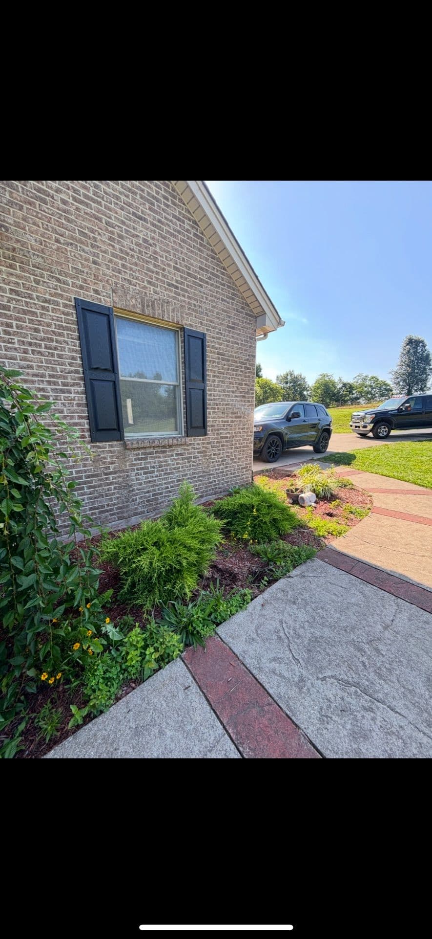 Gallery photos for Revitalize Your Home with Our Landscaping Expertise: Image #7