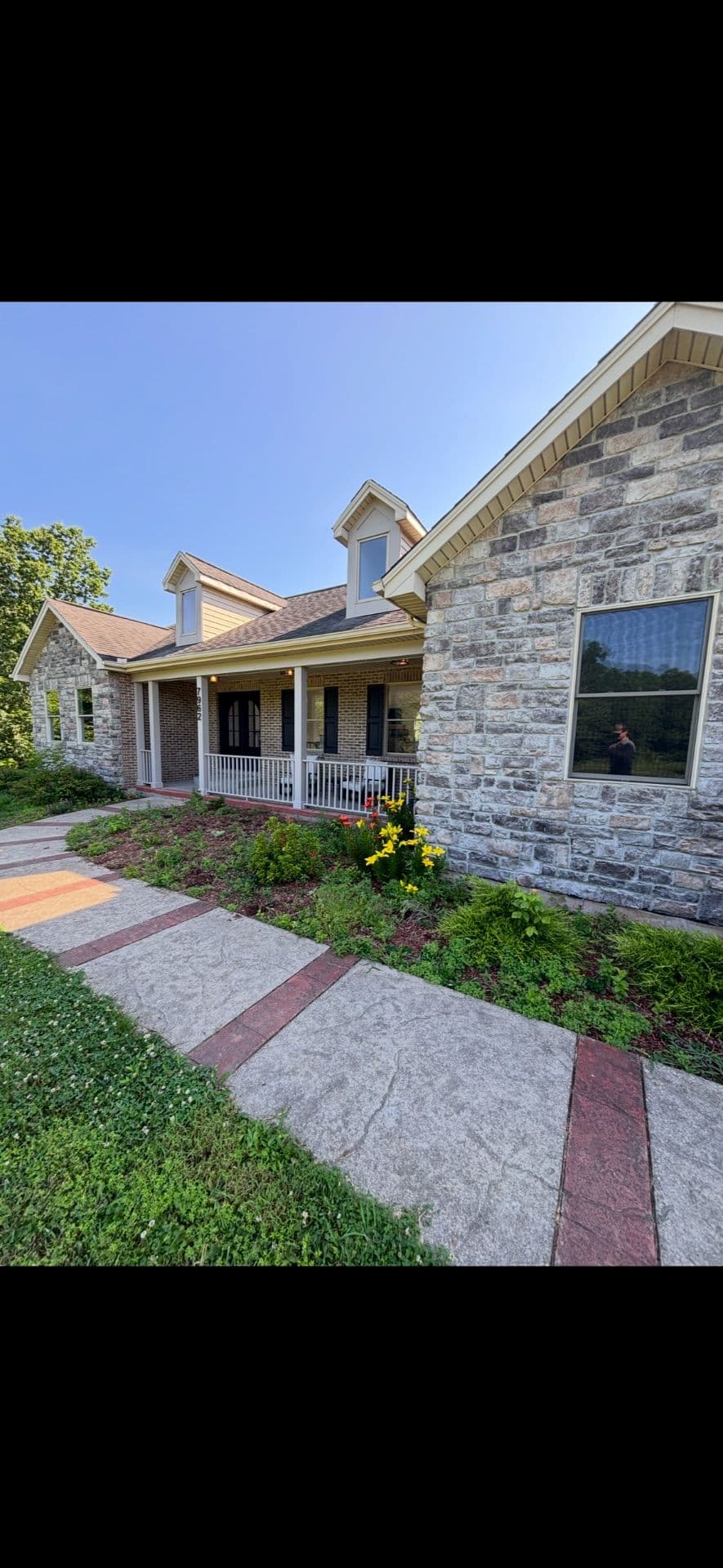 Gallery photos for Revitalize Your Home with Our Landscaping Expertise: Image #8