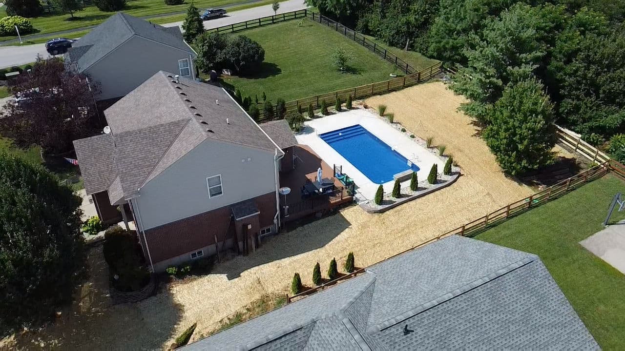 Gallery photos for Backyard Paradise with Poolside Landscaping: Image #7