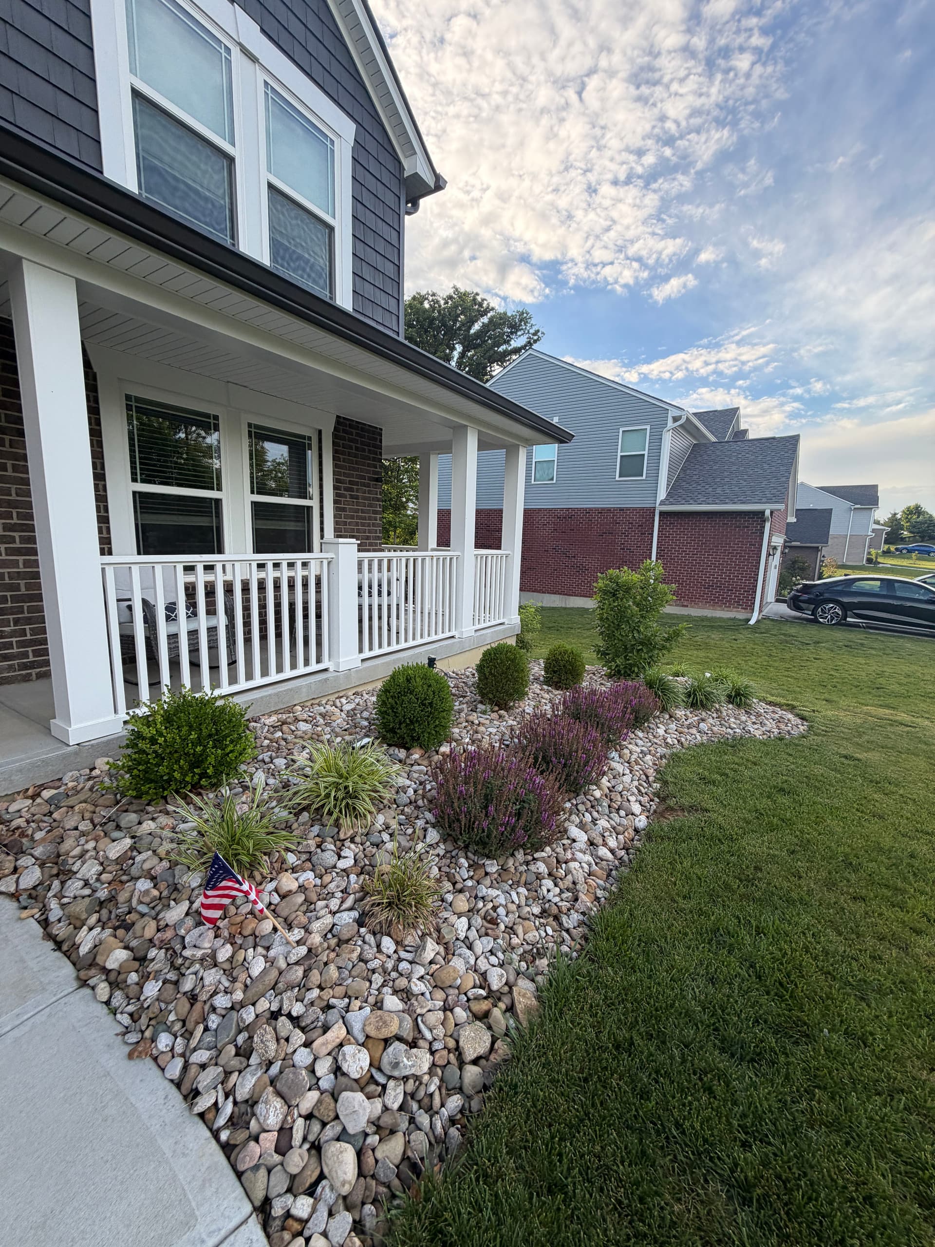 Gallery photos for Landscape Lighting, Retaining Walls, Mulch and More - A Big Week of Work: Image #7
