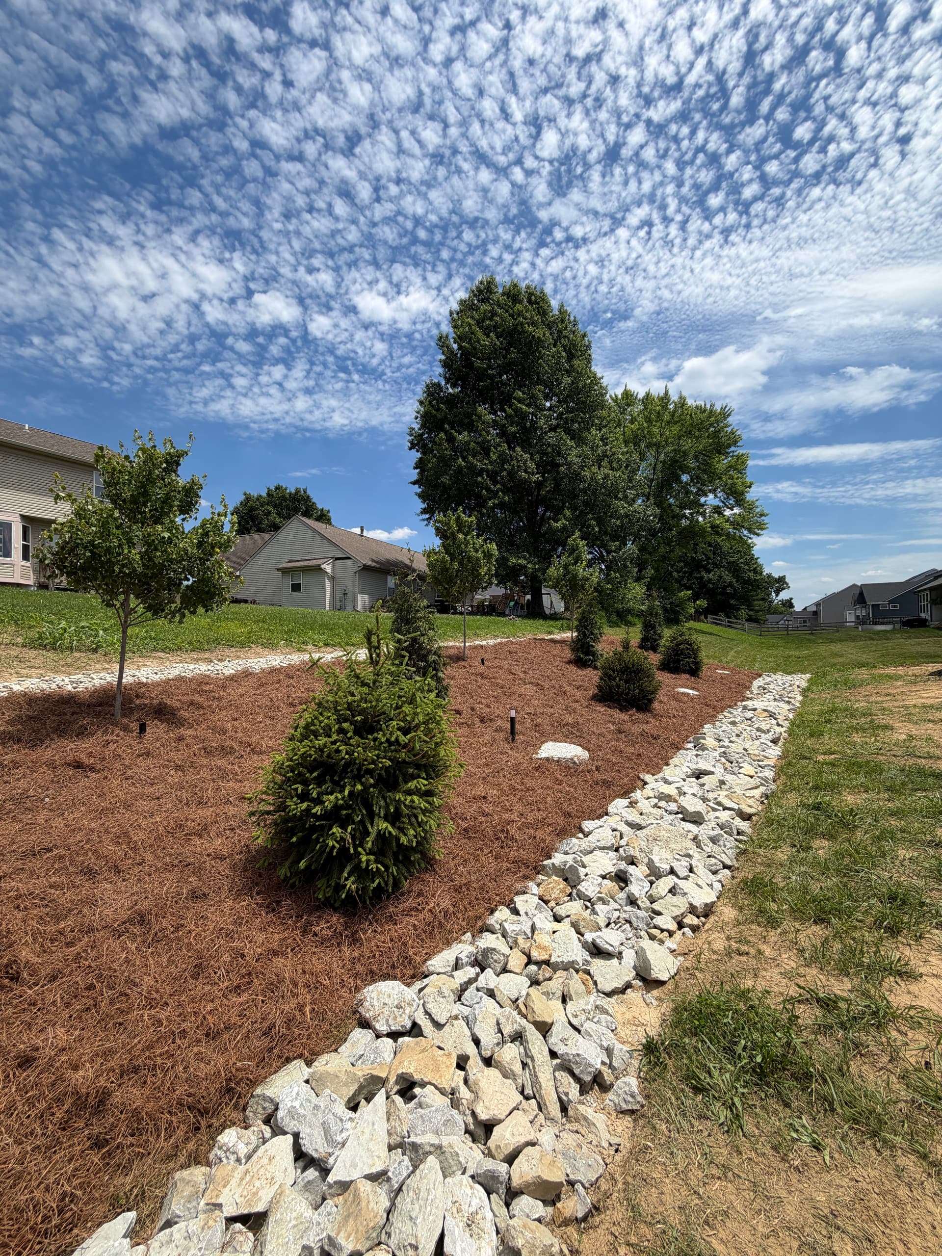 Landscape Lighting, Retaining Walls, Mulch and More - A Big Week of Work image