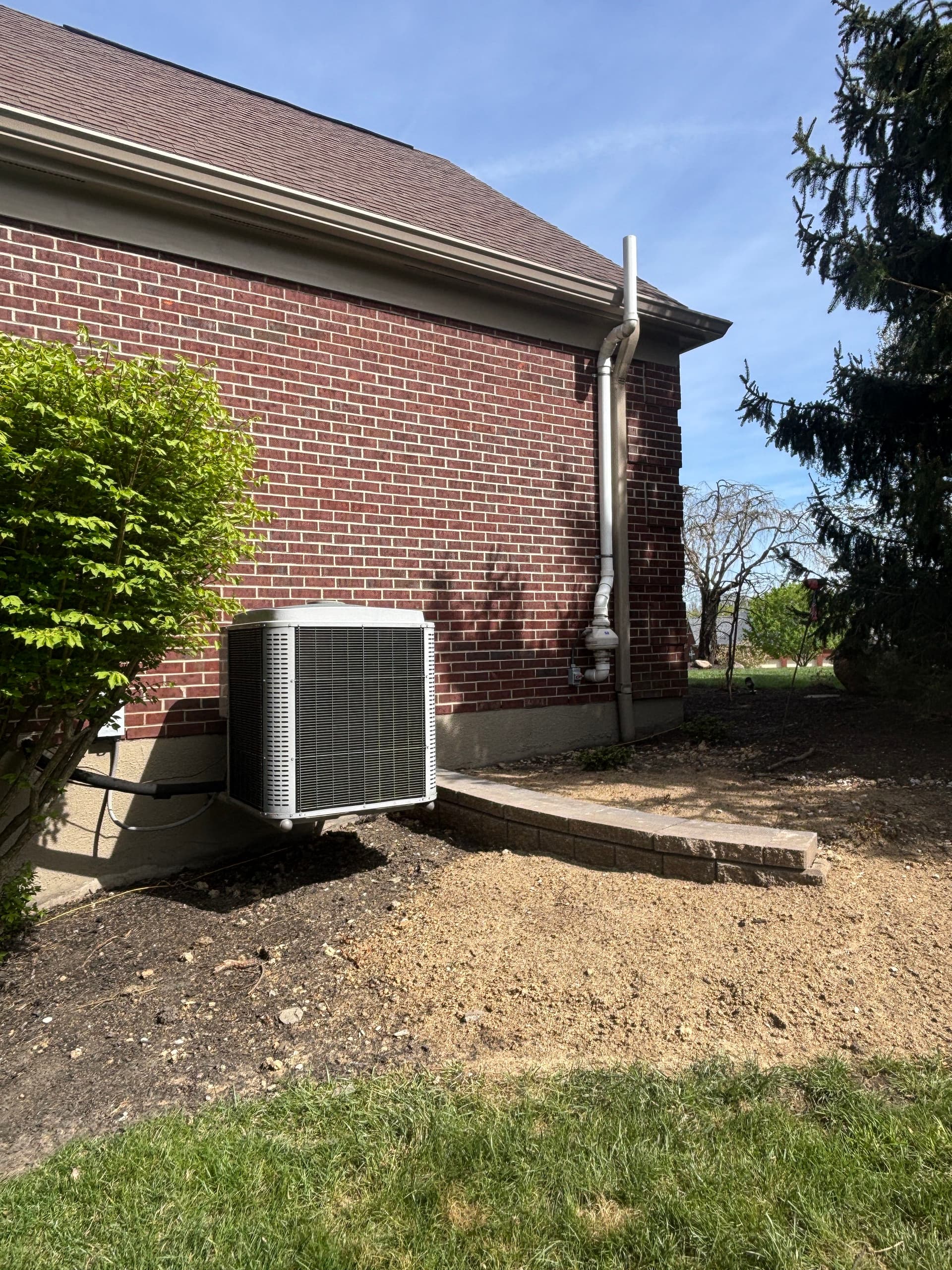 Gallery photos for 5 Retaining Walls Replaced with Allan Block in Hebron KY: Image #5